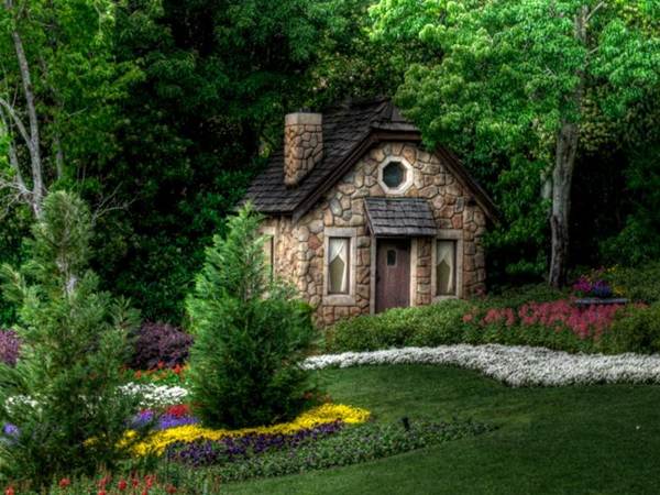 30 Beautiful And Magical Fairy Tale Cottage Designs - DesignMaz