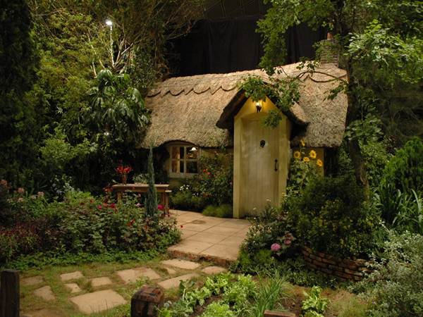 Wonderful Fairy Tale Cottages