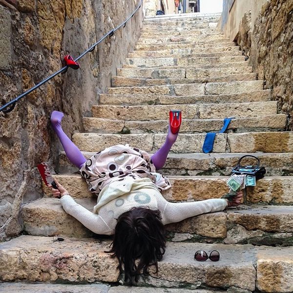 Funny Photos of Young People Posed as if They Have Just Fallen Down