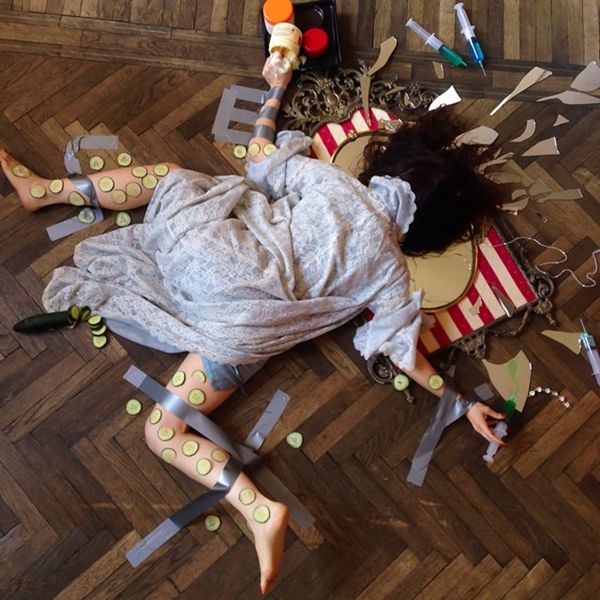 Funny Photos of Young People Posed as if They Have Just Fallen Down